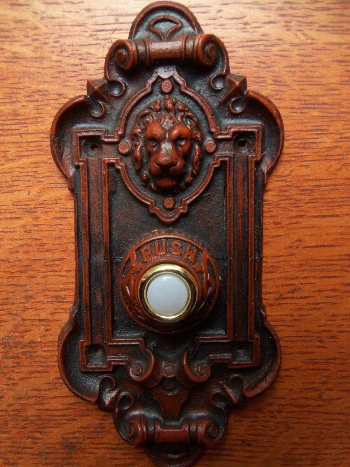 New Victorian "lion" Electric Lighted Doorbell Button